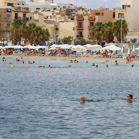 Gem Beachfront Apt With Amazing Bay And Sea Views Birżebbuġa Kültér fotó