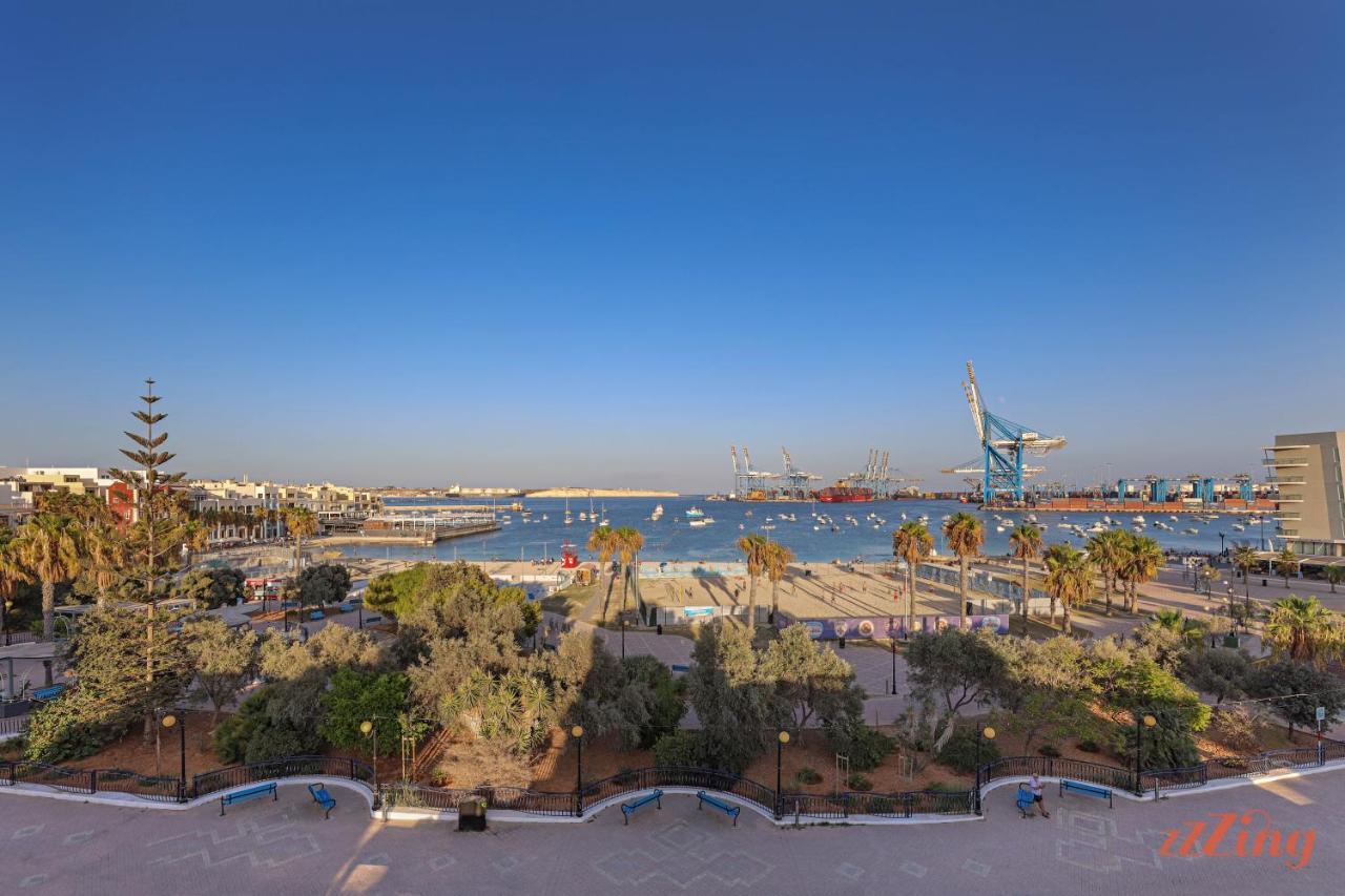 Gem Beachfront Apt With Amazing Bay And Sea Views Birżebbuġa Kültér fotó