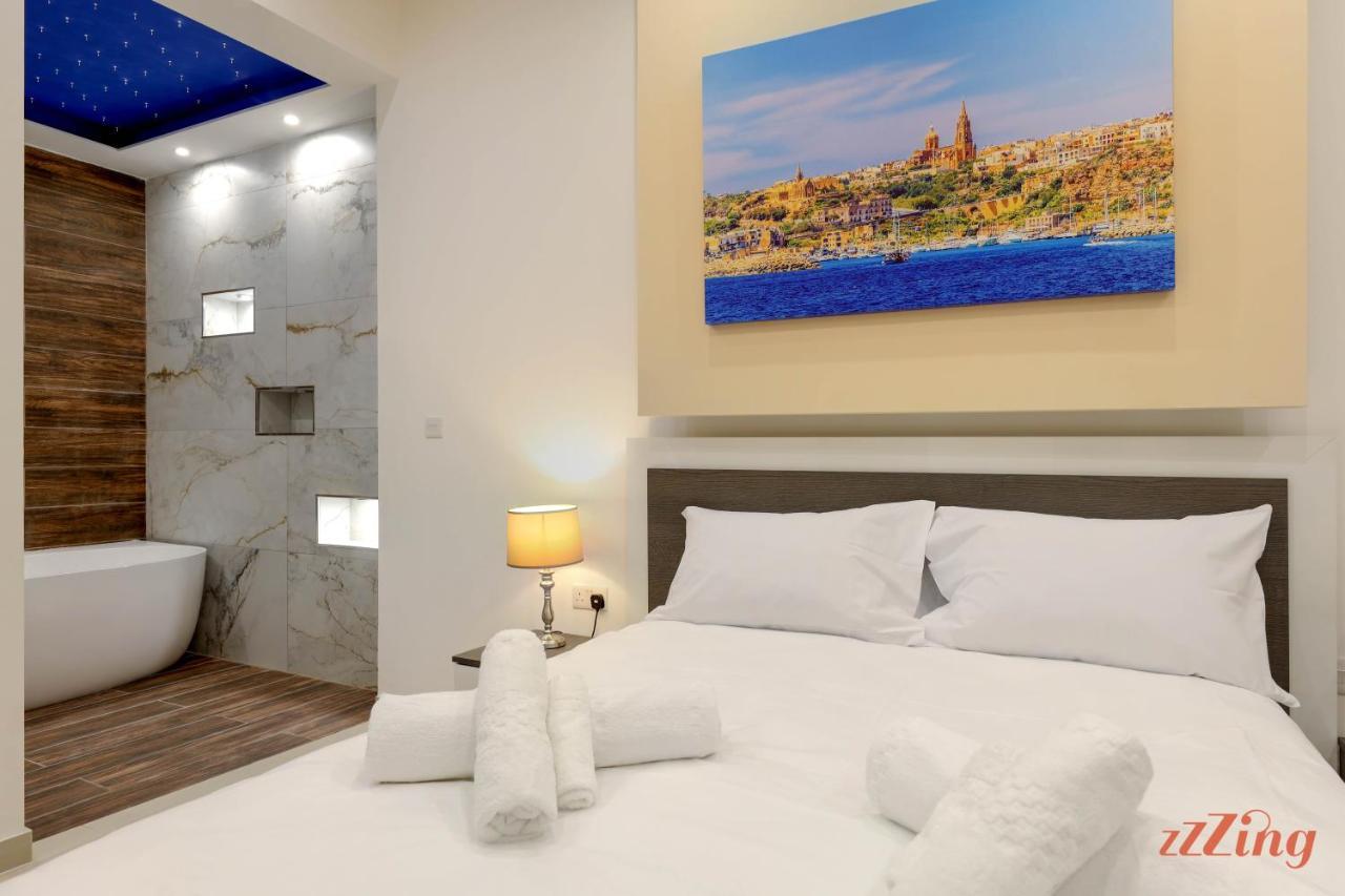 Gem Beachfront Apt With Amazing Bay And Sea Views Birżebbuġa Kültér fotó