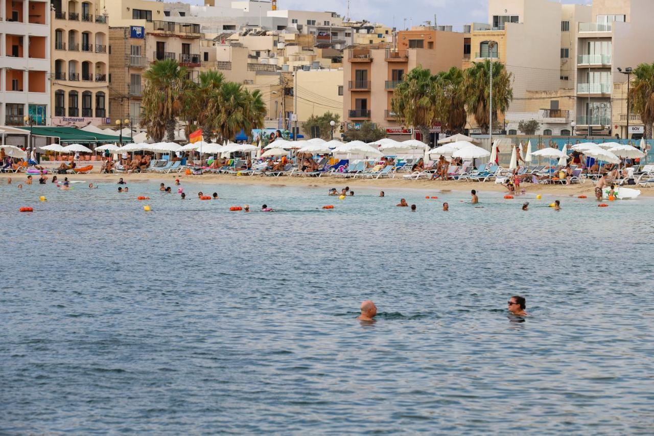 Gem Beachfront Apt With Amazing Bay And Sea Views Birżebbuġa Kültér fotó